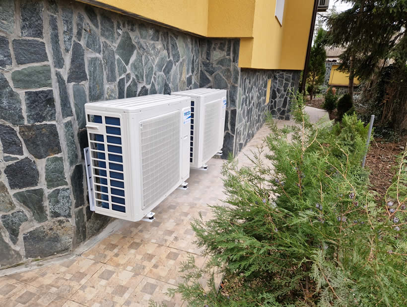 200 кв.м. къща с термопомпа въздух-вода 24 kw